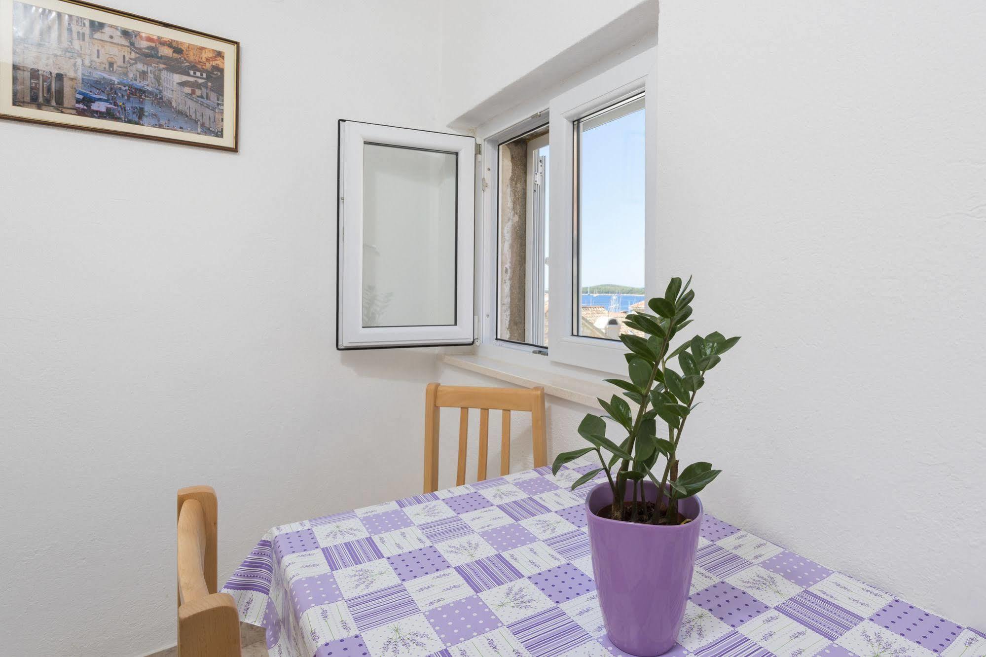 Apartments Nona 1 赫瓦尔 外观 照片
