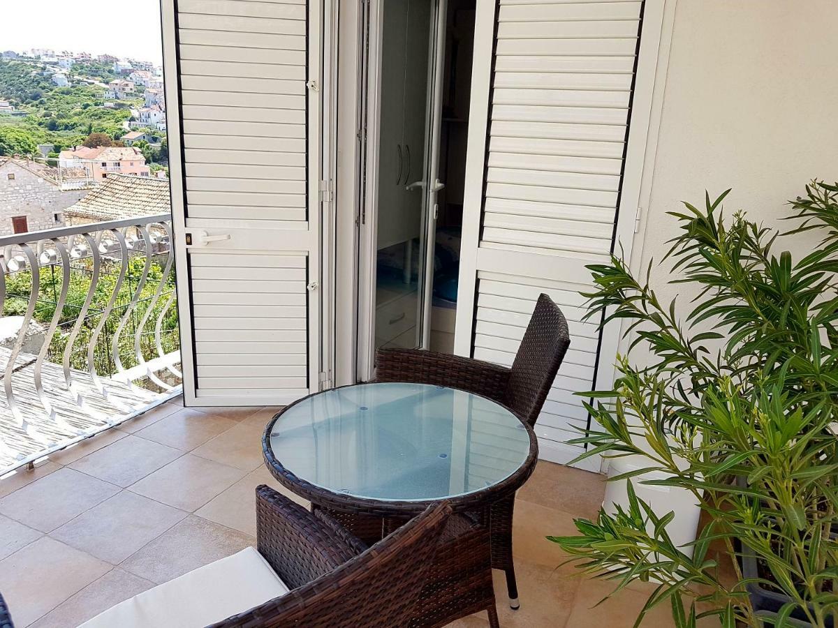 Apartments Nona 1 赫瓦尔 外观 照片